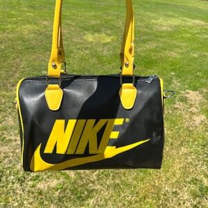 Nike bowling bag